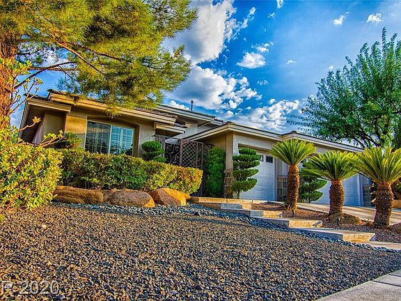 2nd image of 10305 Canyon Valley Ave