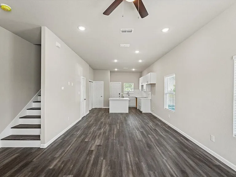 3223 Chenault St #3219 — Photo 4