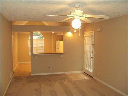 4th image of 5911 Riverwalk Cir