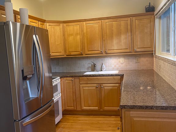 4th image of 14912 SE 44th Pl
