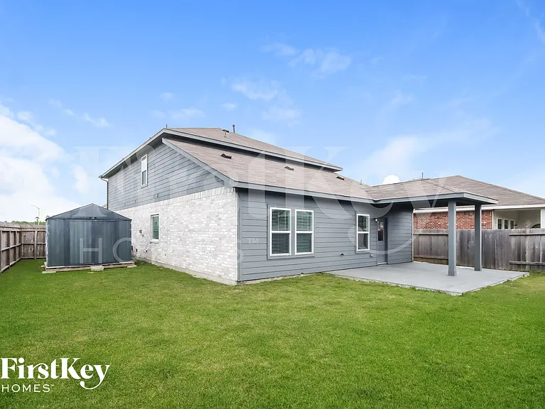 10002 Chase Ct — Photo 15