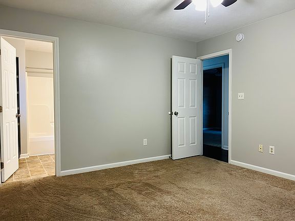 5th image of 105 Clover Valley Dr