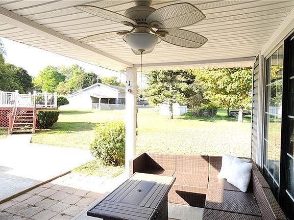 4th image of 38 Rolling Acres Rd