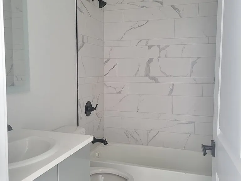 107 E Westfield Ave — Photo 2