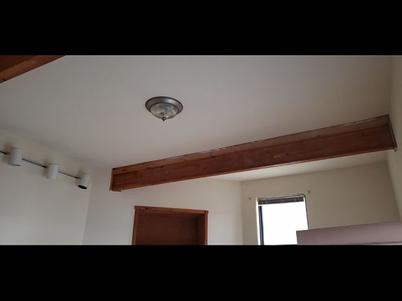 4th image of 194 E 14th Ave #3969513