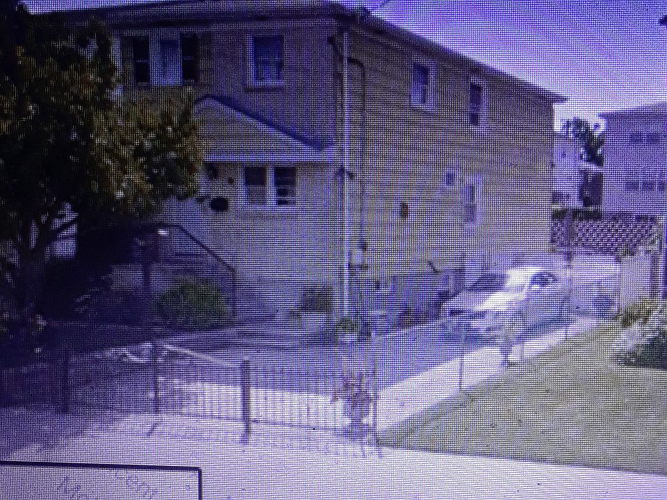 1st image of 28 Park St