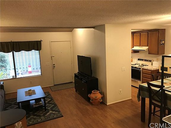 5th image of 3860 Sycamore St Unit 2-3