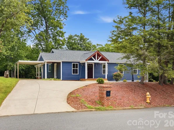1515 Berkley St SW, Lenoir, NC 28645