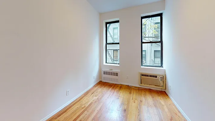 Rented by Bond New York | media 11