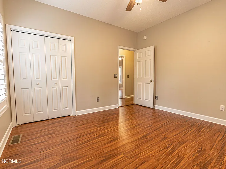 465 Crestview Rd — Photo 49
