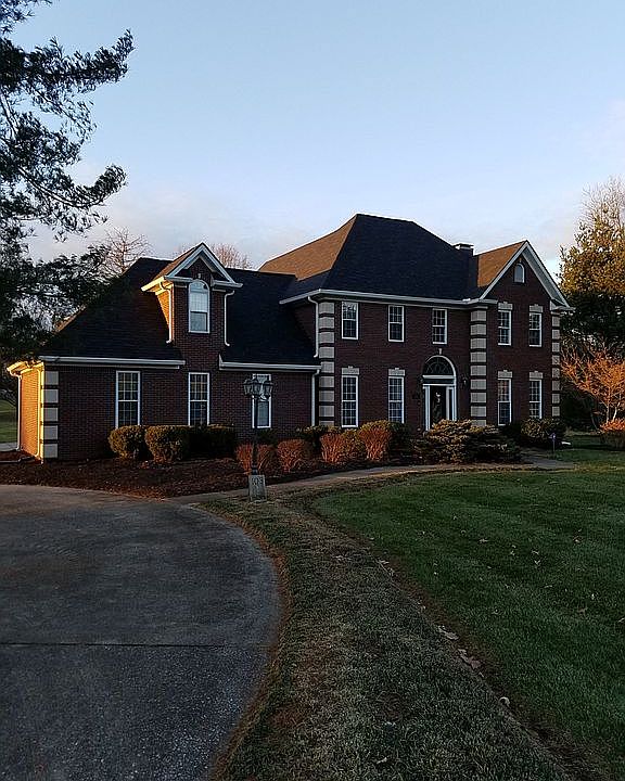 1st image of 103 Stonehedge St