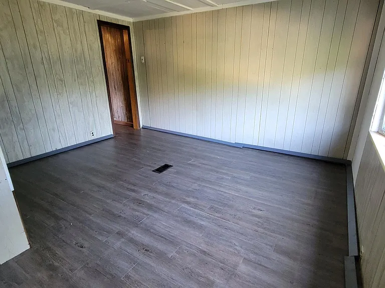 Bedroom #1