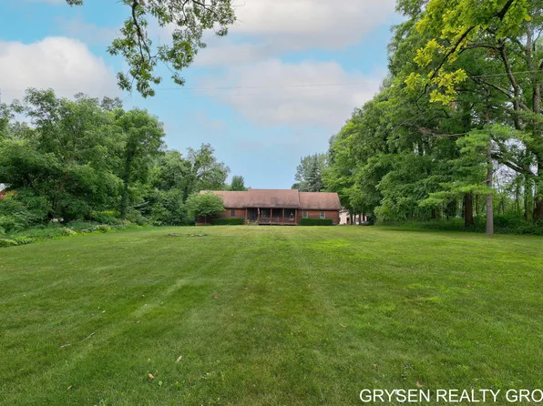 13815 S Cypress Ave, Sand Lake, MI 49343