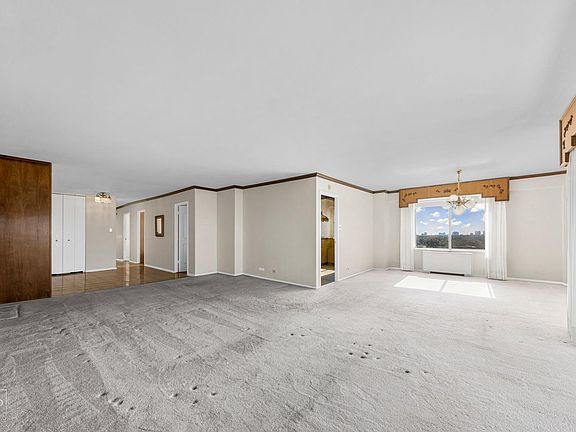 5th image of 7061 N Kedzie Ave Suite 1201