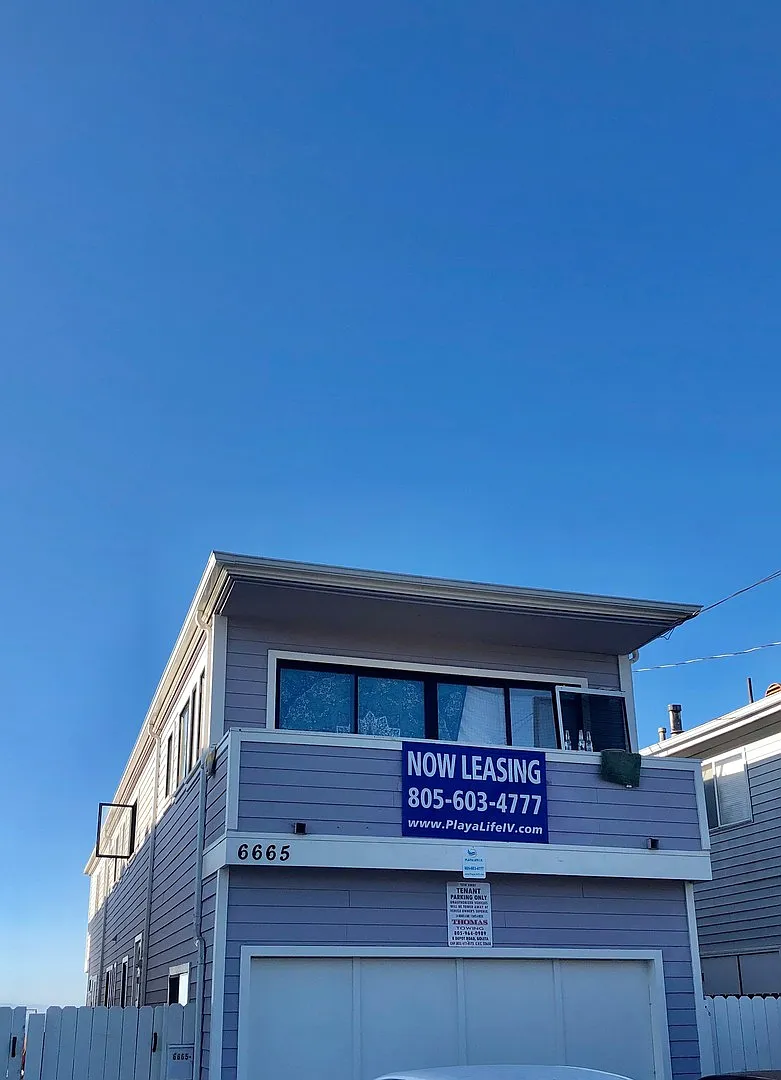 6665 Del Playa — Photo 1
