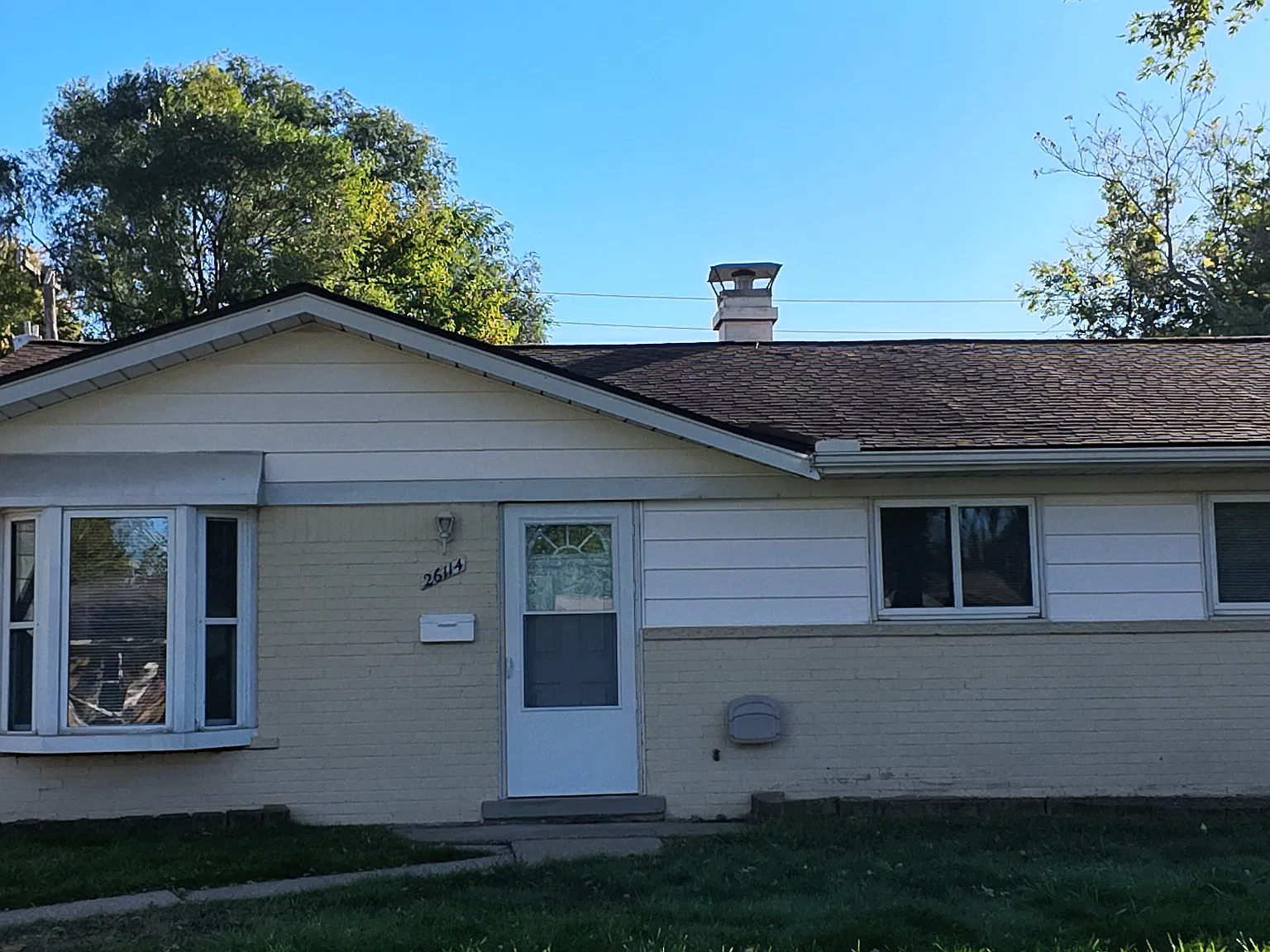 3 bed, 1053 sqft, $1,600 — Photo 2