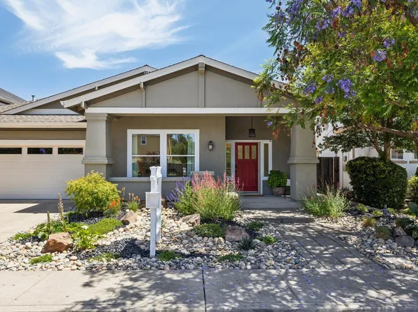 82 Maybeck Street, Novato, CA 94949