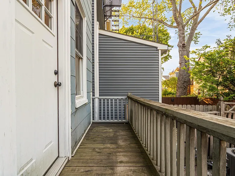 42 Duer Pl #1 — Photo 15
