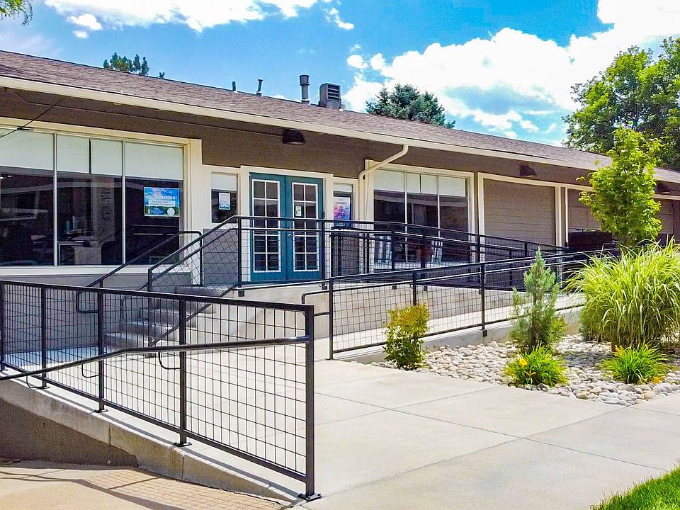 Leasing Office
