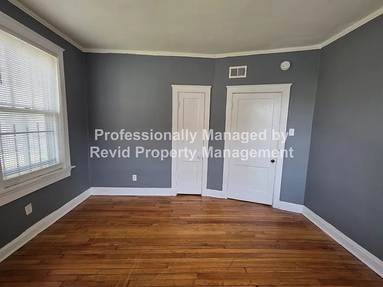 220 S. Cleveland St — Photo 81