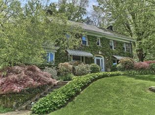 245 Mount Airy Rd W, Croton On Hudson, NY 10520