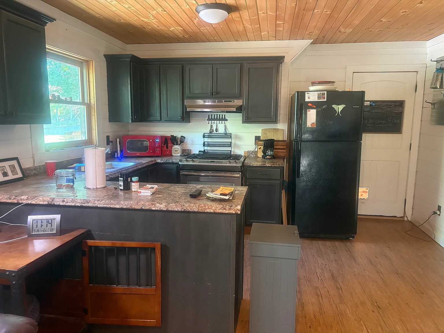 1 bed, 925 sqft, $2,200 — Photo 3