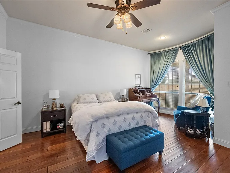 3 Savoy Ct — Photo 24