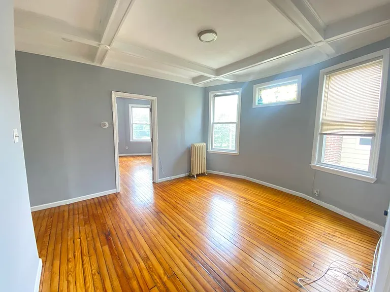 66 Tiffany Pl — Photo 7