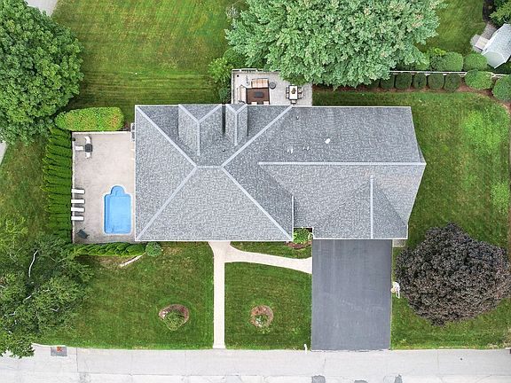 5th image of 37 Mayflower Rd