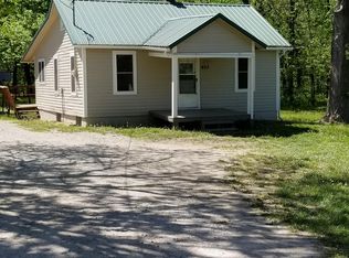 823 E 1650th Rd, Baldwin City, KS 66006