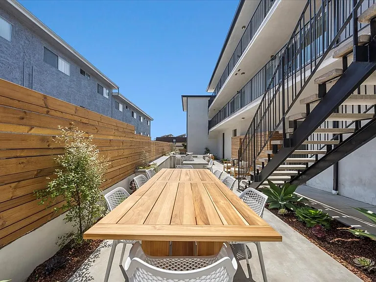 Hermosa 1803 LLC (TIC) — Photo 81