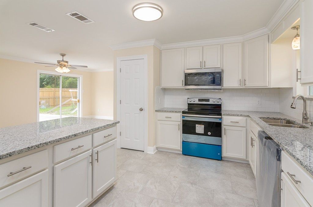 323 Gloria Dr, Baton Rouge, LA 70819 Zillow