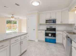 323 Gloria Dr, Baton Rouge, LA 70819