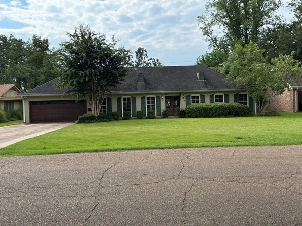 412 E Jeff Davis Ave, Greenwood, MS 38930