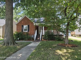 3919 Staebler Ave, Saint Matthews, KY 40207