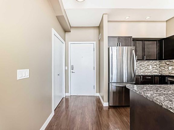 4th image of 4303 1st St NE #406