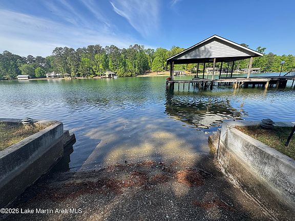 5th image of 1230 Morrison Rd