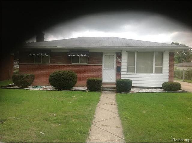 1st image of 27278 Bonnie Dr