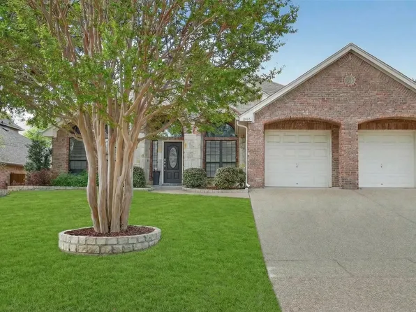 11005 Castle Oak Ln, Fort Worth, TX 76108