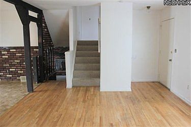 3rd image of 7508 Goldenrod Dr