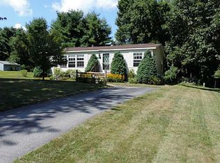 20 Phoenix Rd, Colchester, CT 06415