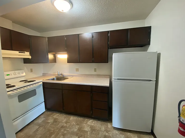 429 N Gilbert St — Photo 28