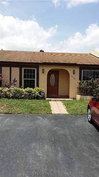 1st image of 3059 NW 204th Ln
