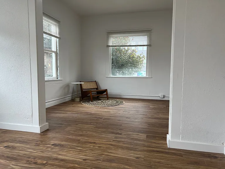 Adams Apartments — Photo 13
