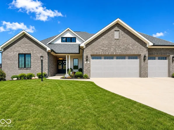 836 Justine Cir W, Indianapolis, IN 46234