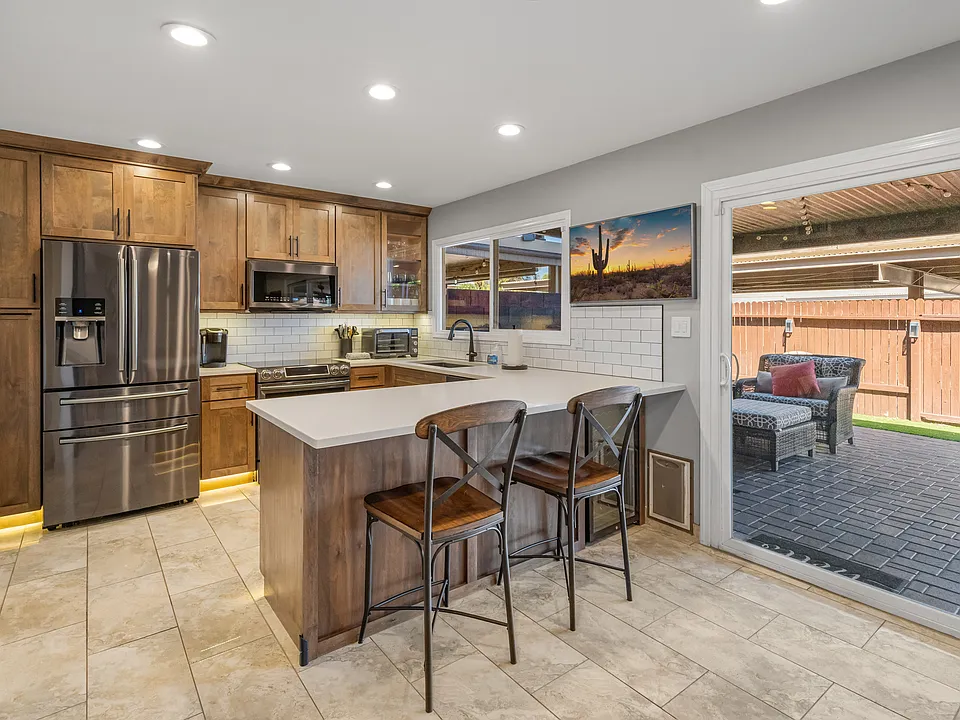 8390 E Solano Dr