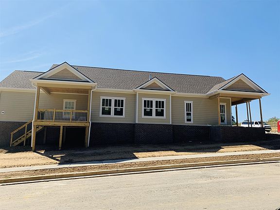 4th image of 2365 Fairchild Cir #186-lot 186