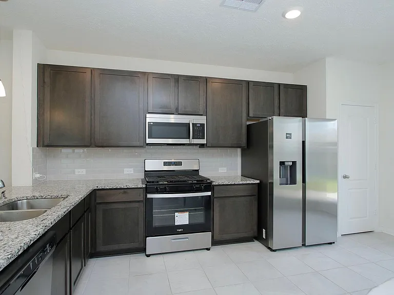 7219 Bakersfield Ct — Photo 13