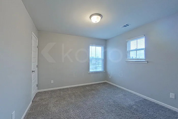 101 Paper Birch Dr — Photo 17