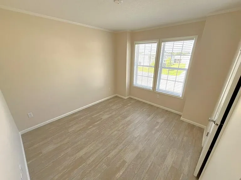 5460 Bahia Way #5460EB — Photo 4